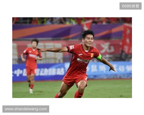 东体：铜梁龙三年三级跳书写“山城”韧性，中超版图重迎重庆红