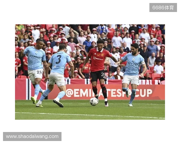 图片报：多特坚决拒绝重新签回桑乔，认为其已经找不回状态